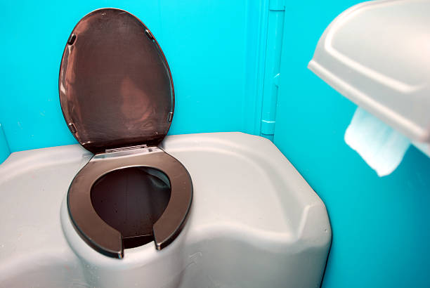 Porta potty delivery and setup in Waimanalo Beach, HI